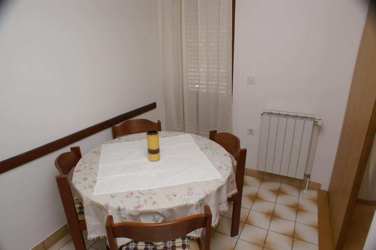 Apartments By The Sea Stara Novalja, Pag - 4056 Luaran gambar